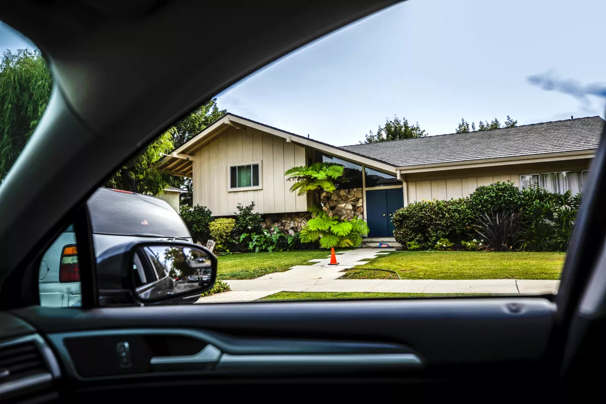 L.A. is home to TV’s most iconic houses. This curbside tour leads the way